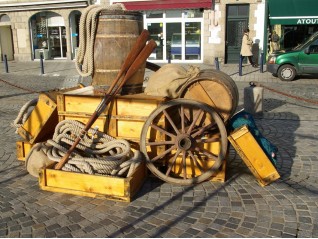 Caisse bois, accessoire pour décor pirate, corsaire, Nancy, Nice